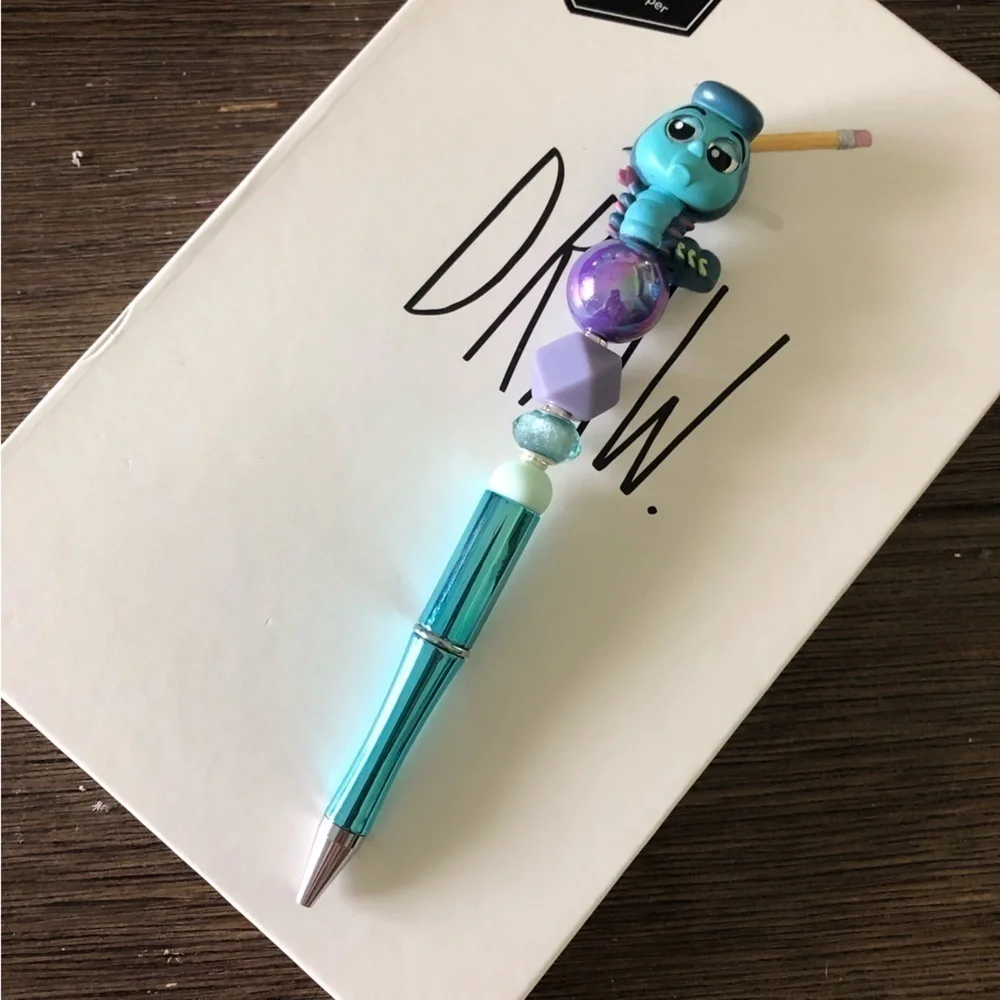 Disney Doorables: Alice in Wonderland: Absolem handmade beaded pen